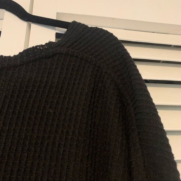 Out From Under Urban Outfitters Thermal Button Up Long Sleeve size Small Viscose - Picture 7 of 9